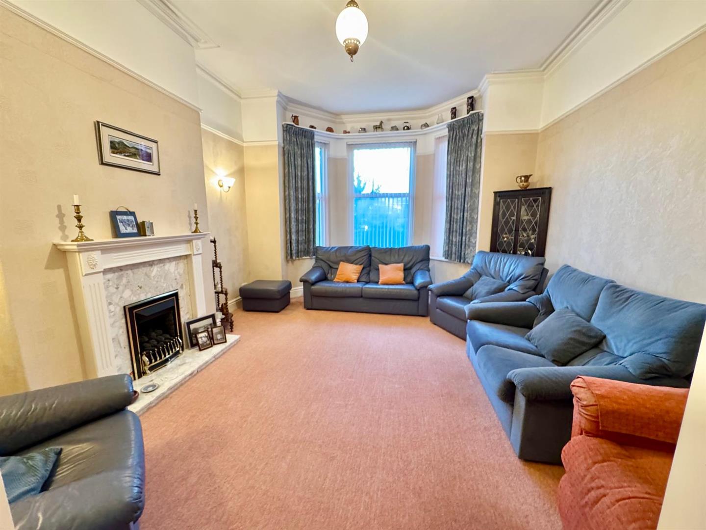 PHOTO-2025-11-05-12-11-23 (18).jpg